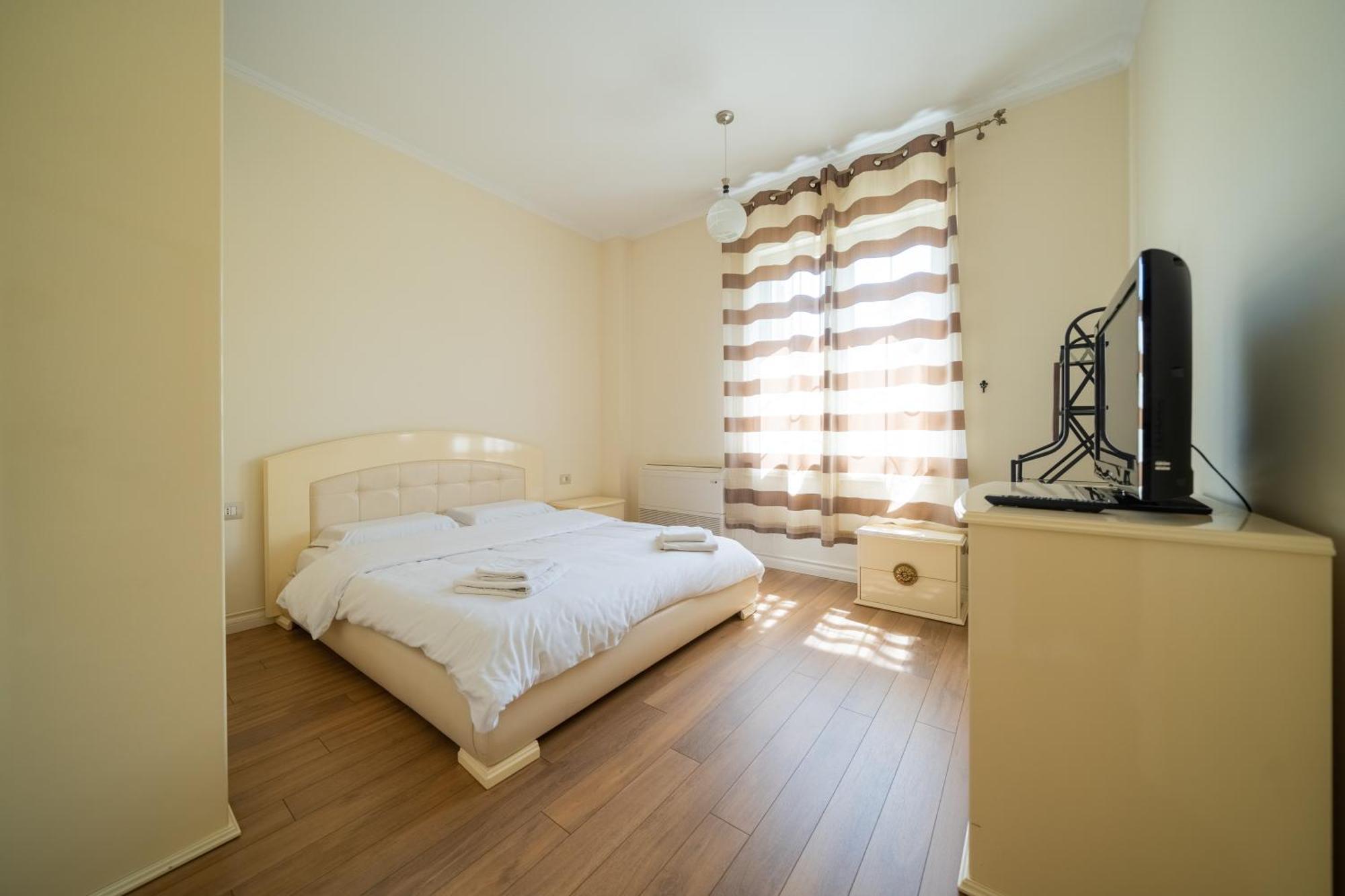Apartment Prestigious Spacious Historical In Center