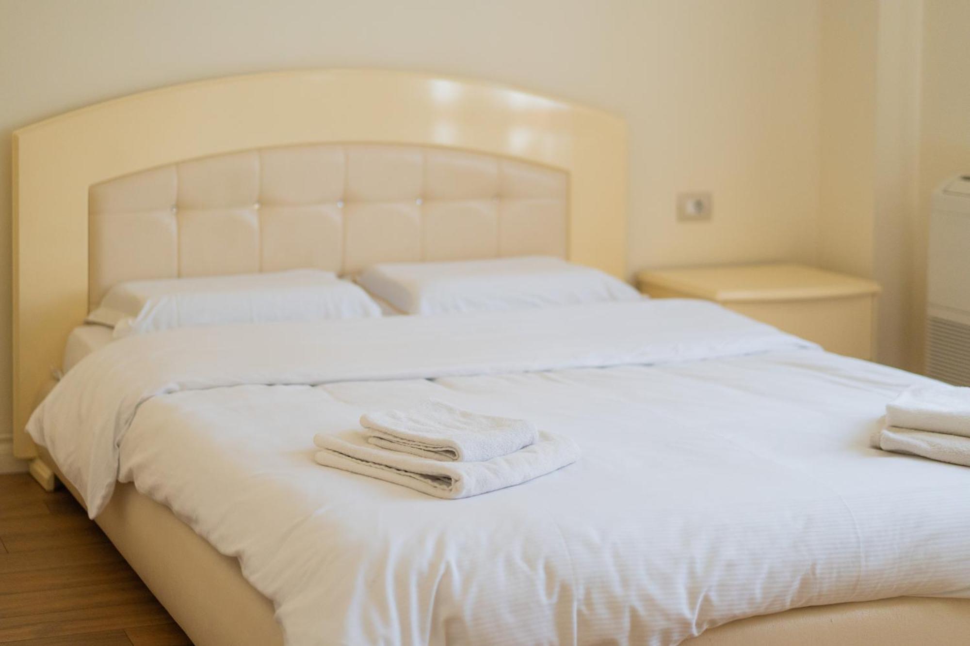 Apartment Prestigious Spacious Historical In Center Tirana